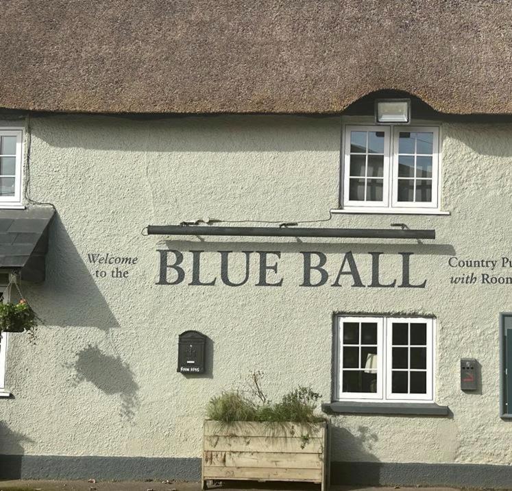 Blue Ball Inn, Sandygate, Exeter Clyst Saint Mary Exterior foto